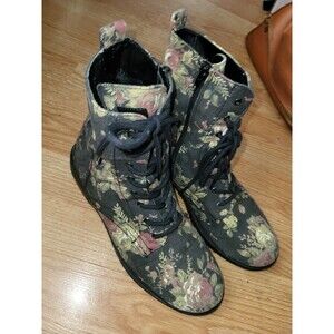 Guess Floral Boots 11
